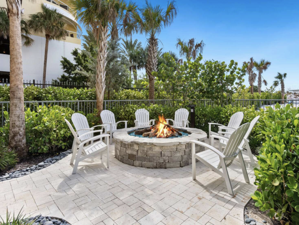 Spectacular Two Bedroom Vacation Condo in Siesta Key